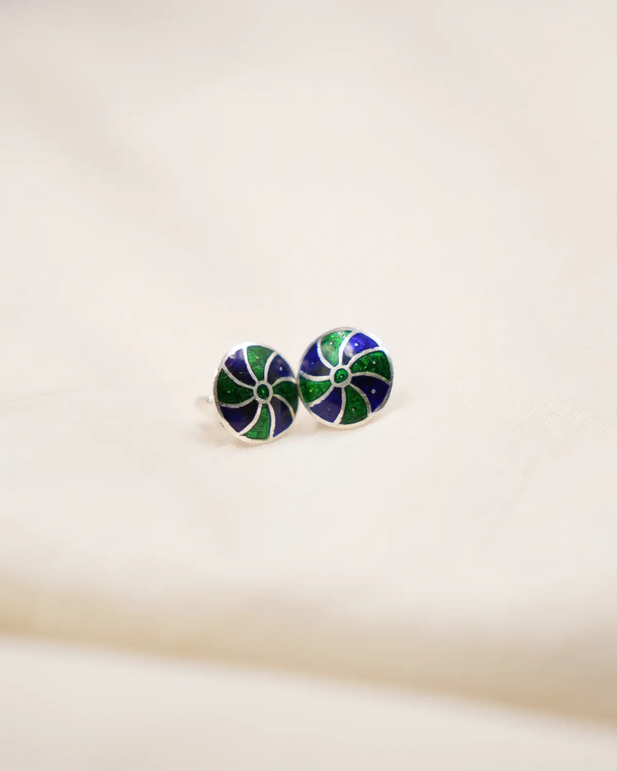 Blue Green Wheel