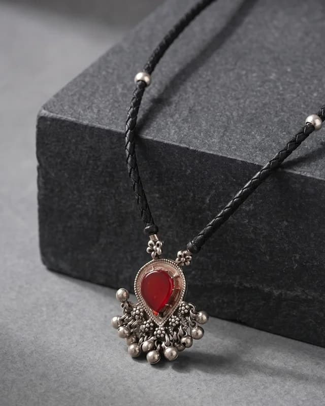 Heirloom Maroon Chain