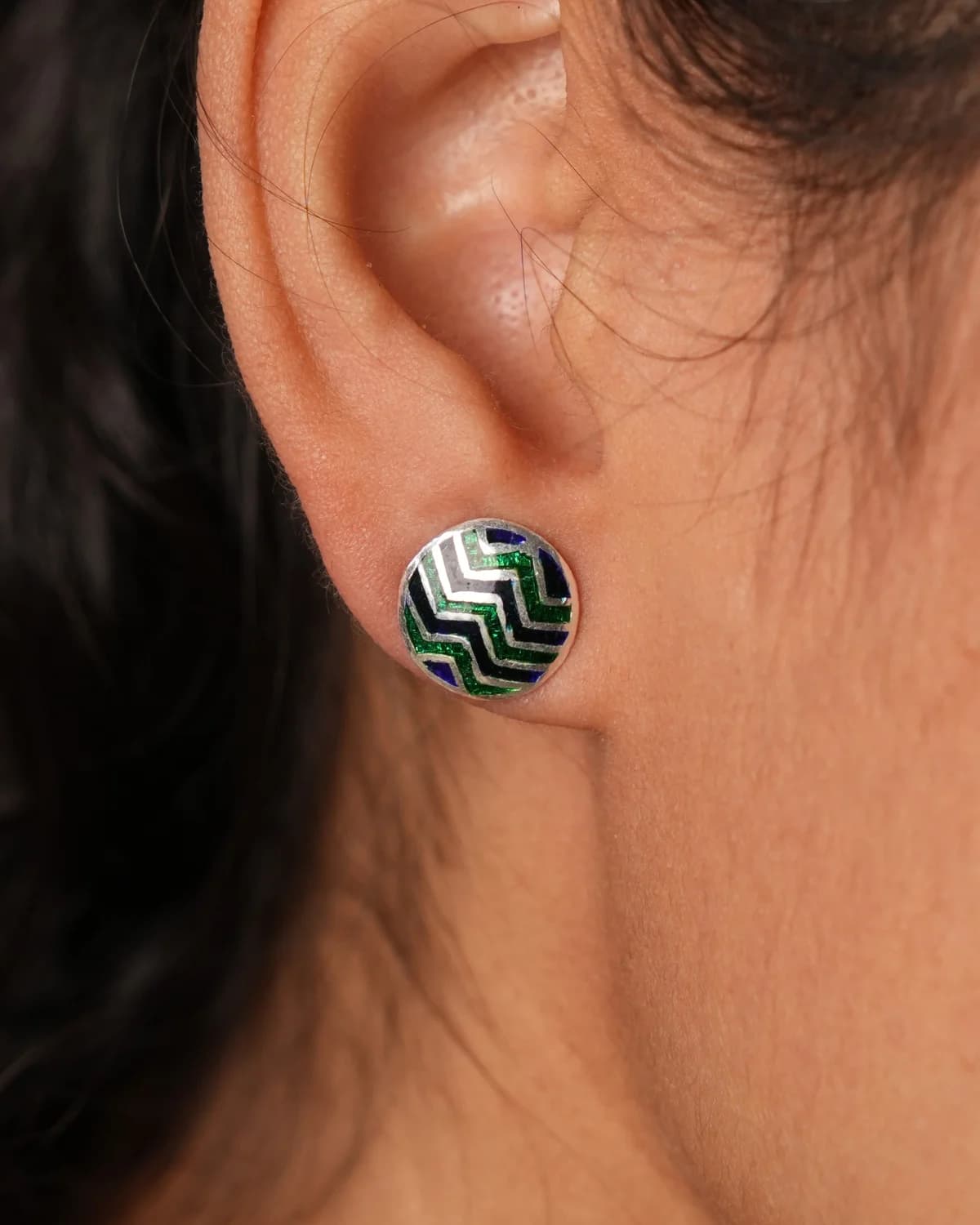 Zz Green And Black W Stud