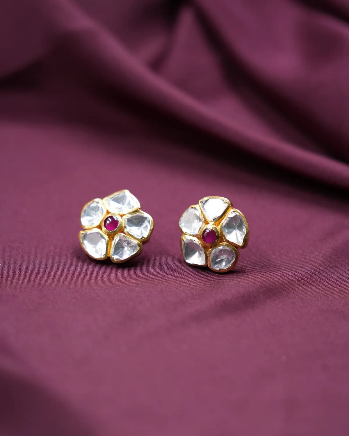 Bloom Red Moissanite