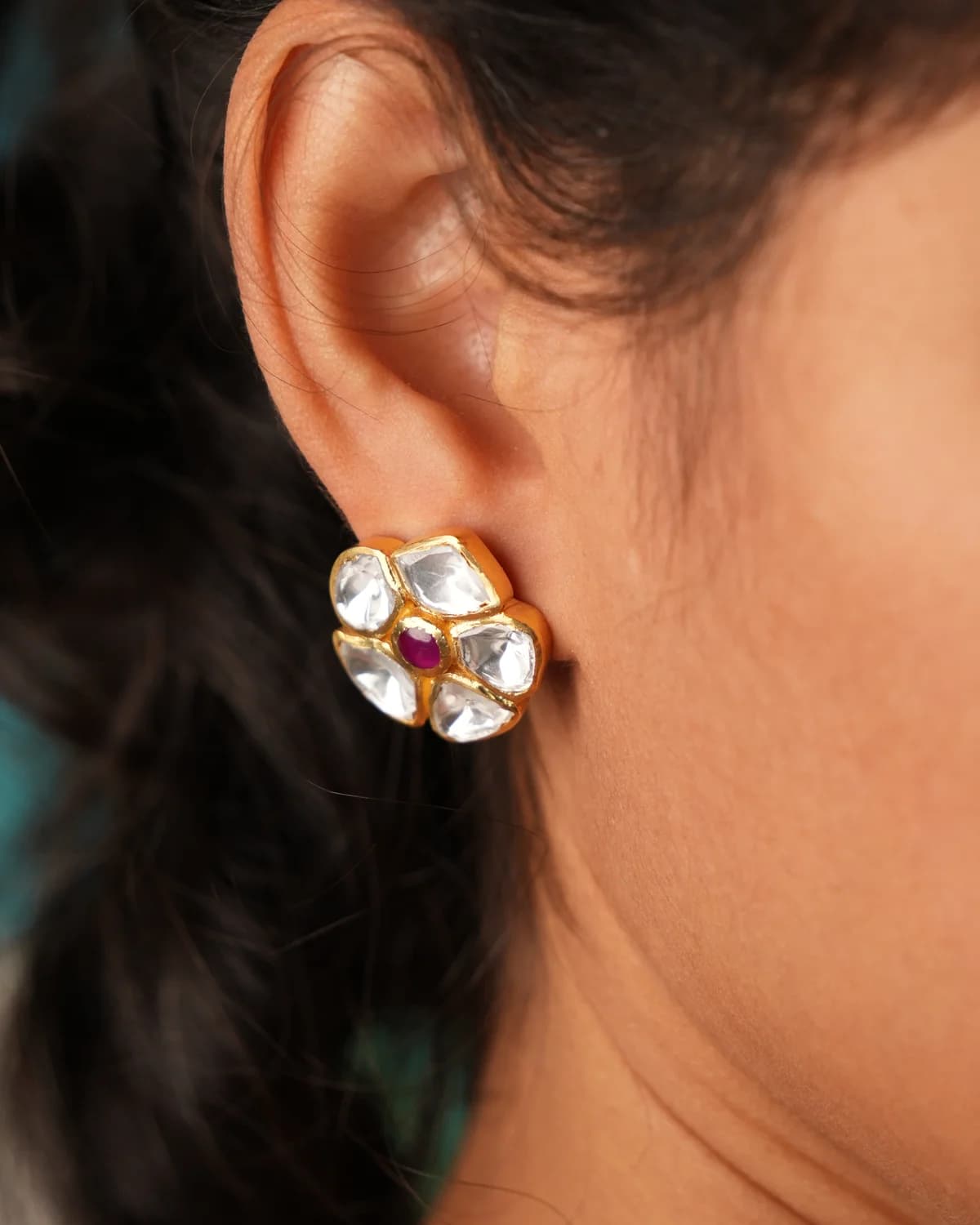 Bloom Red Moissanite