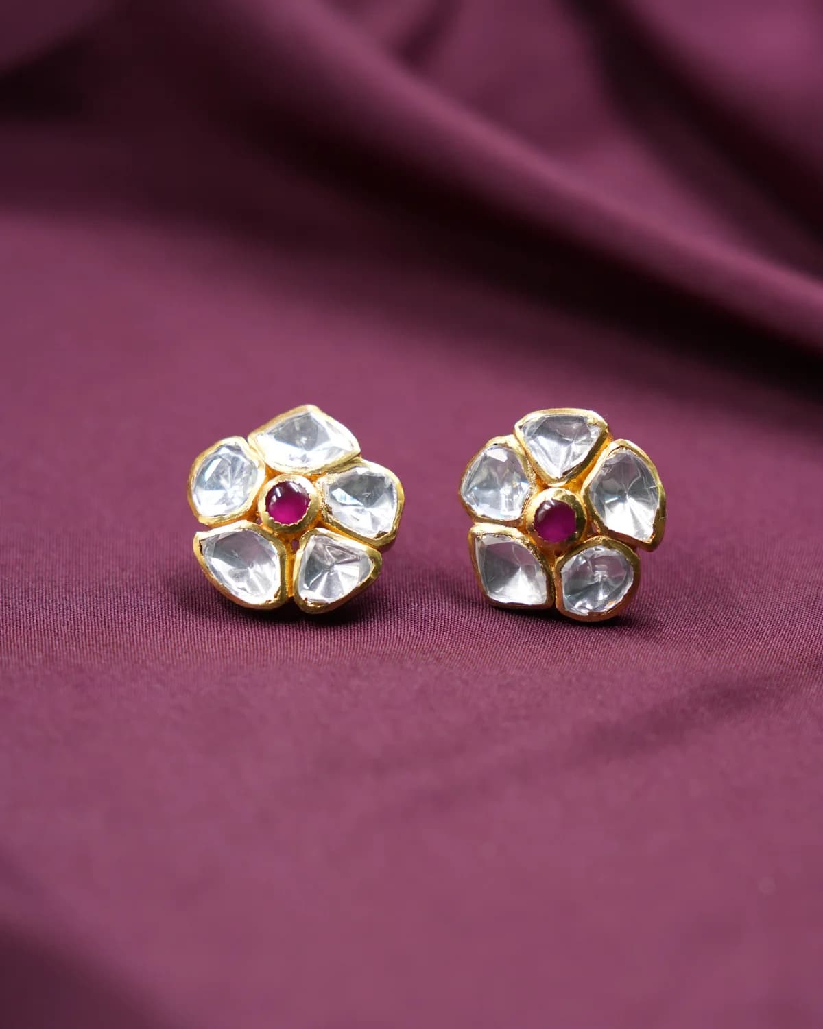 Bloom Red Moissanite