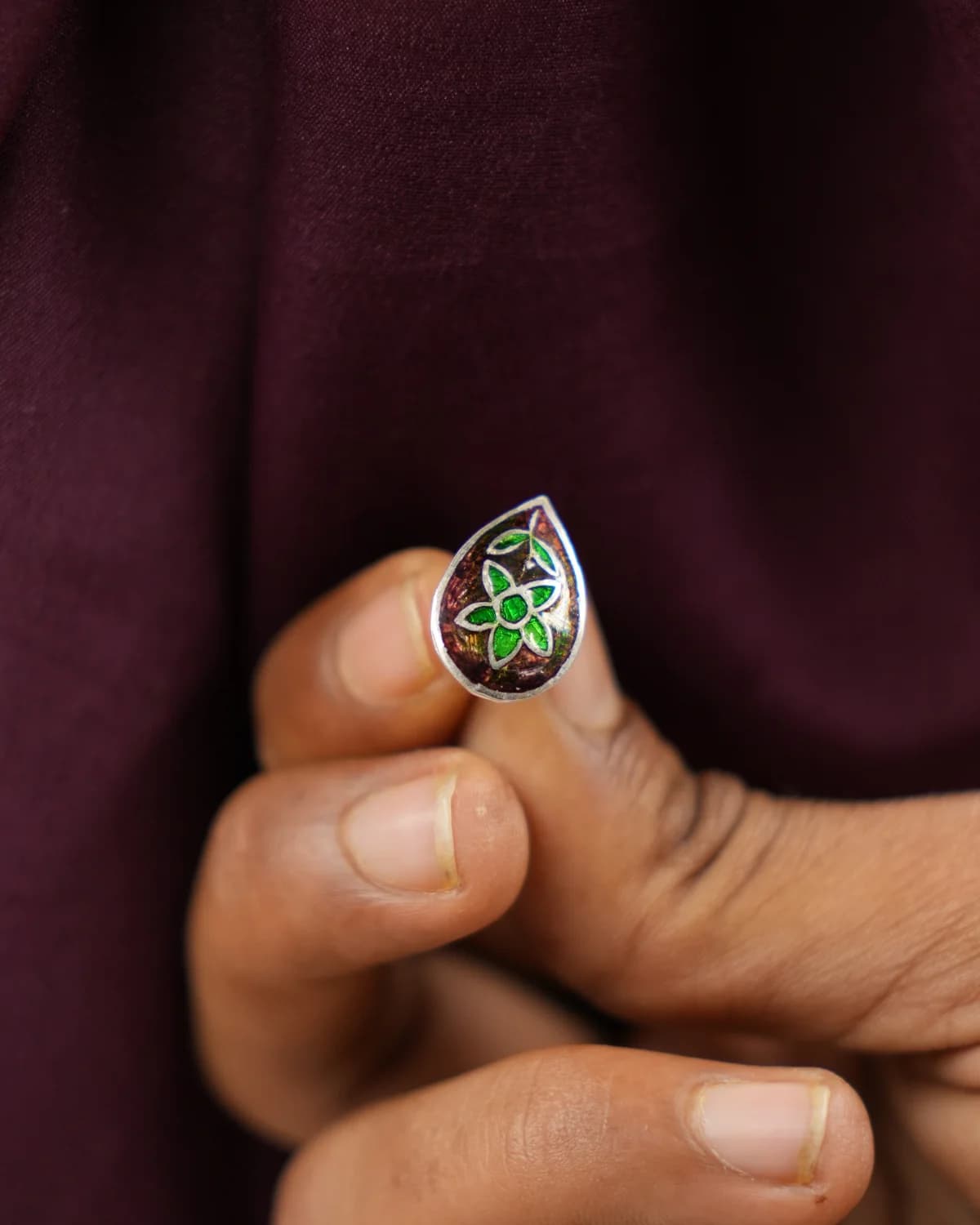 Maroon Green Paan
