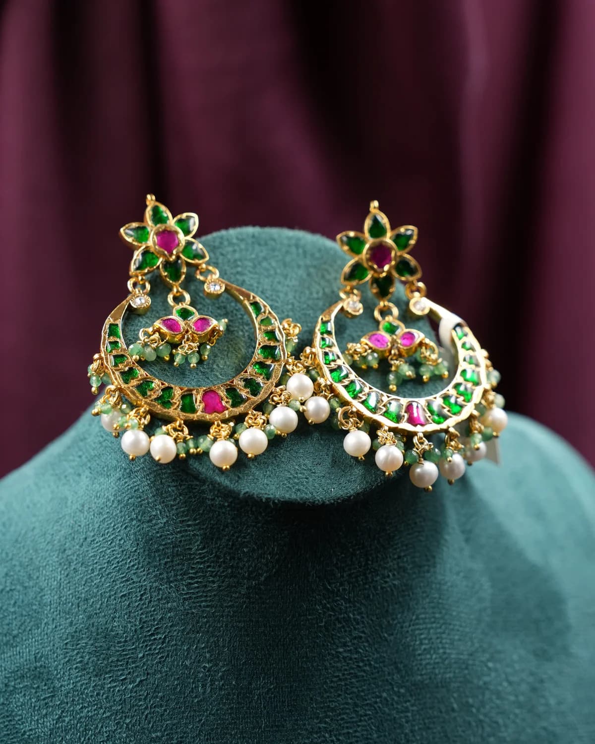 Floral Kundan Chandbalis